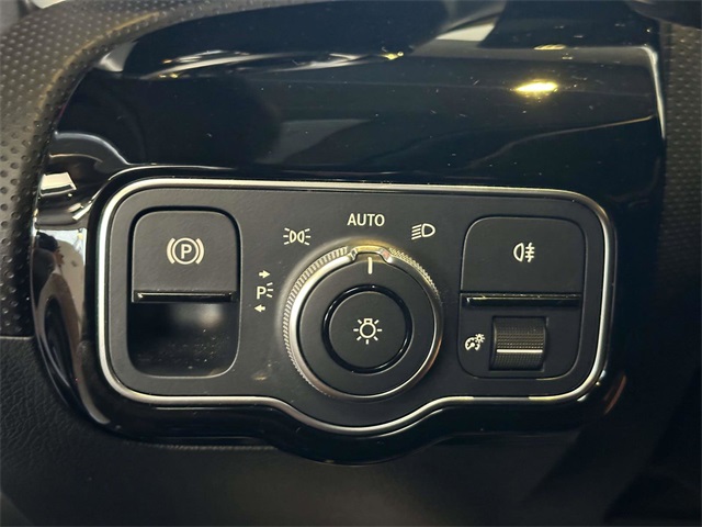 2022 Mercedes Benz A 220 4MATIC photo 18