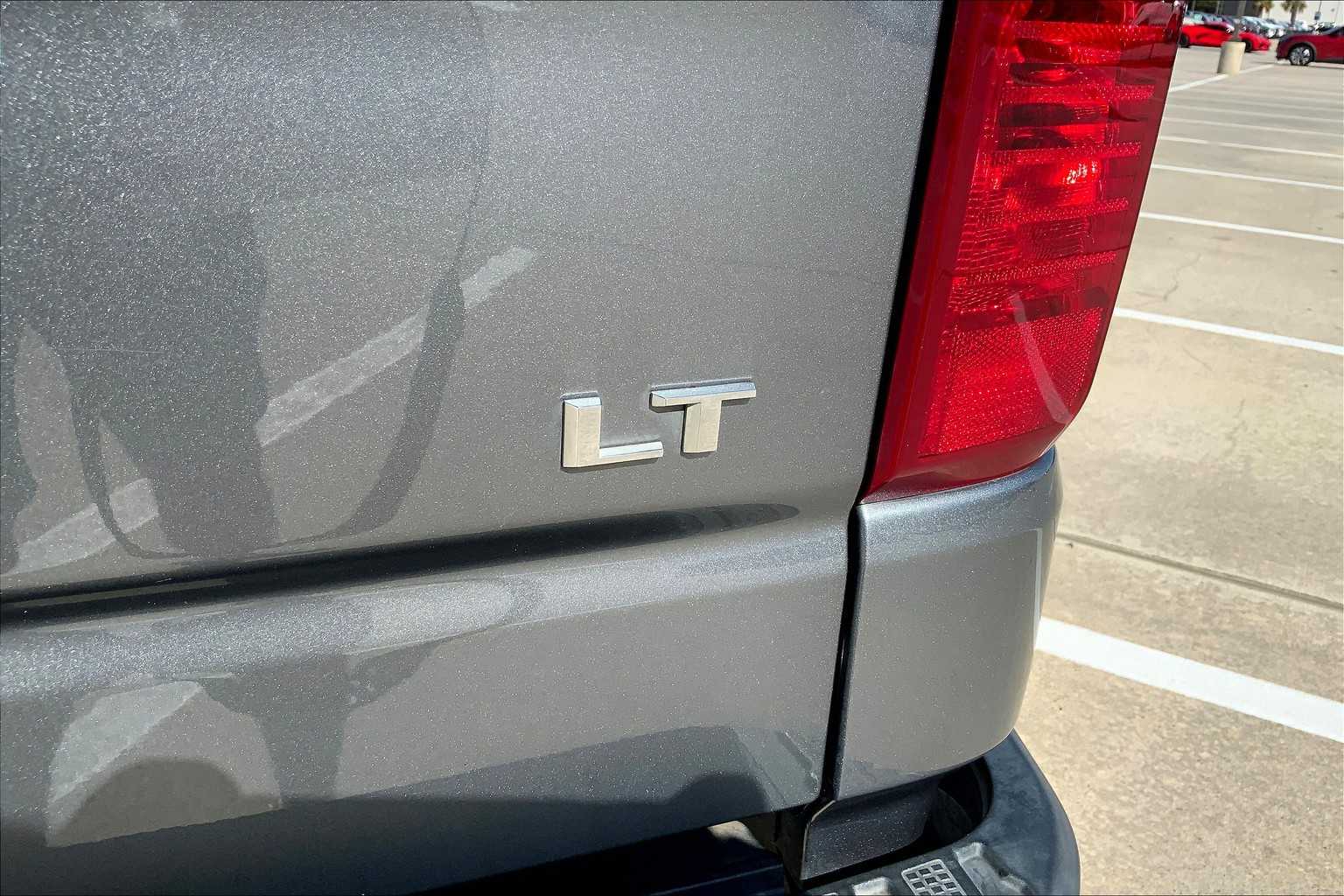 2019 Chevrolet Silverado 1500 LT photo 9