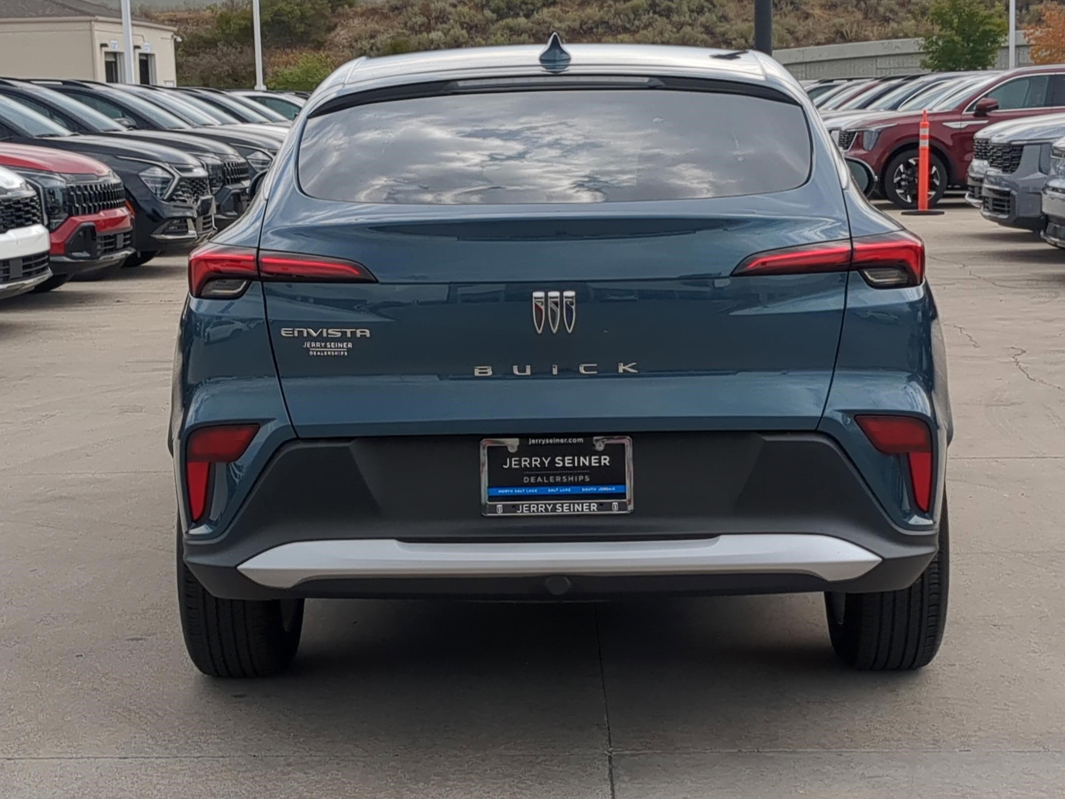 2024 Buick Envista Preferred photo 2