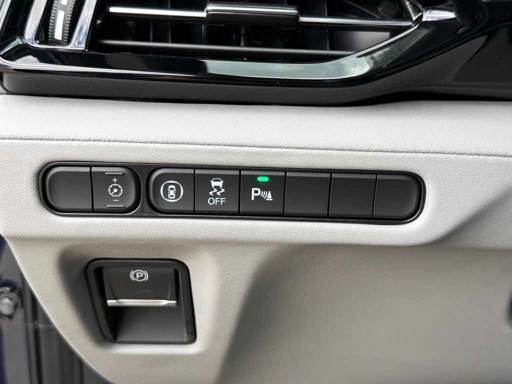 2026 Acura MDX SH-AWD Technology photo 23