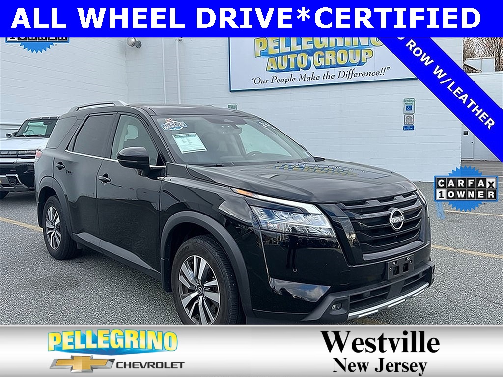 2024 Nissan Pathfinder SL