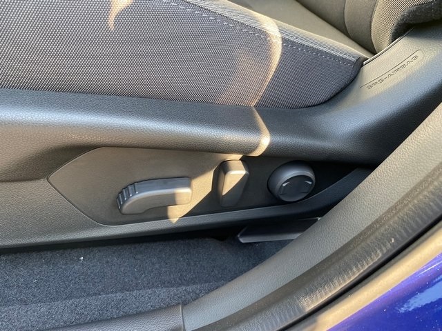 2025 Subaru Crosstrek Premium photo 11