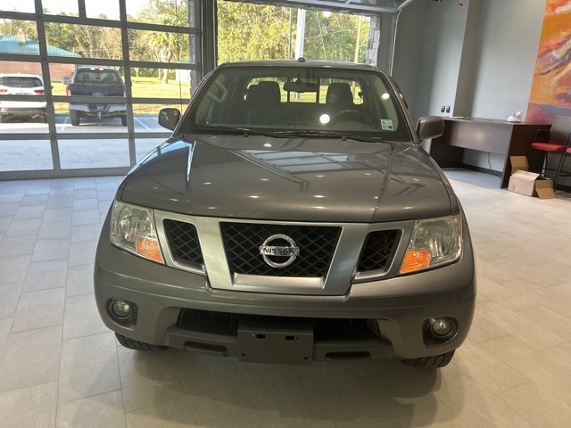 2018 Nissan Frontier PRO-4X photo 2