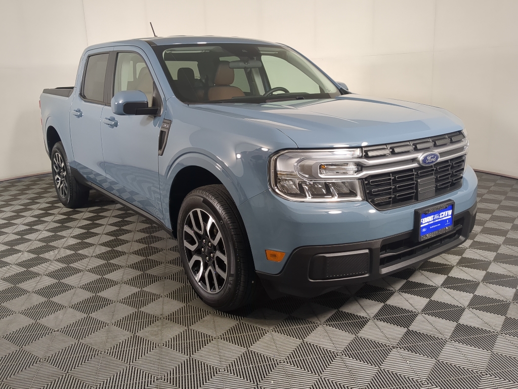 2023 Ford Maverick XLT Lariat photo 2