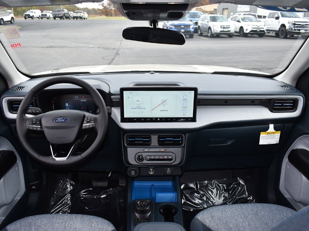 2025 Ford Maverick XLT photo 4