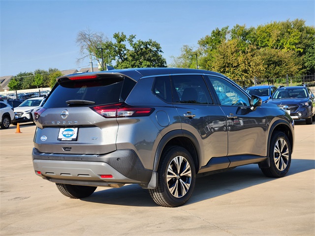 2021 Nissan Rogue SV photo 7