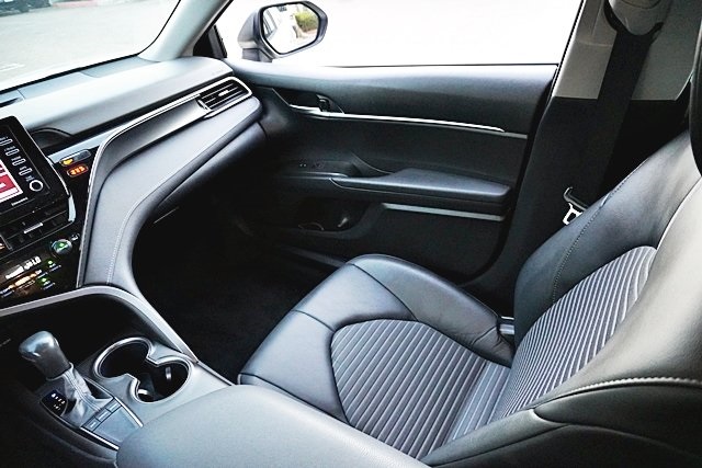 Used 2024 Silver Toyota SE image 19