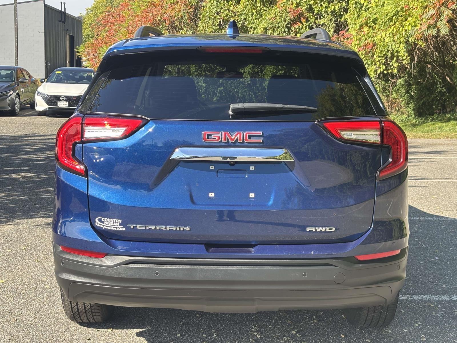 2022 Gmc Terrain SLE photo 4