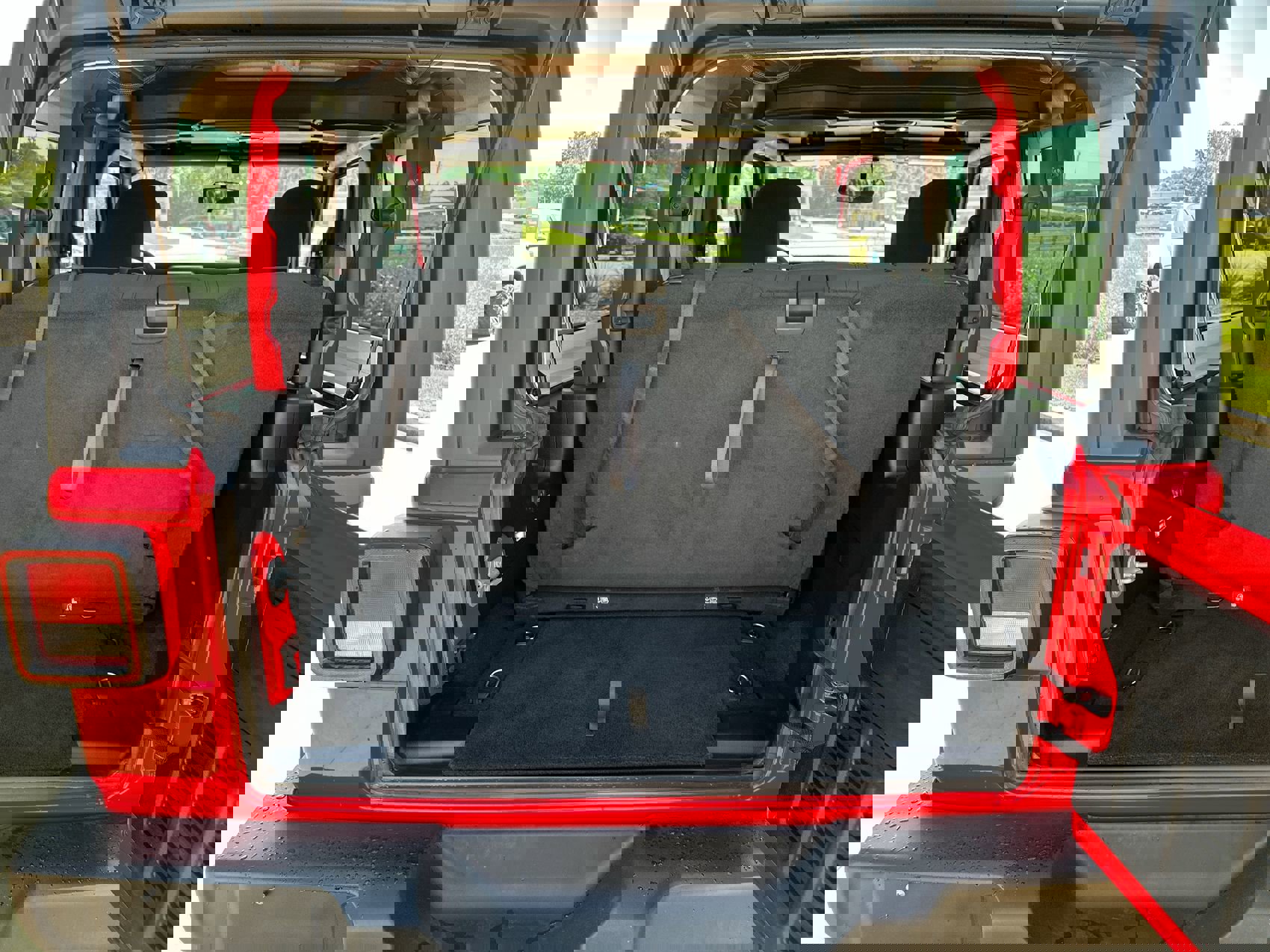 2020 Jeep Wrangler Sport S photo 19