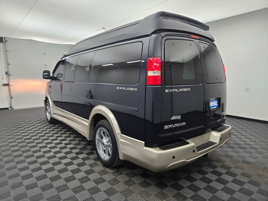 2023 Gmc Savana 2500 Cargo photo 10