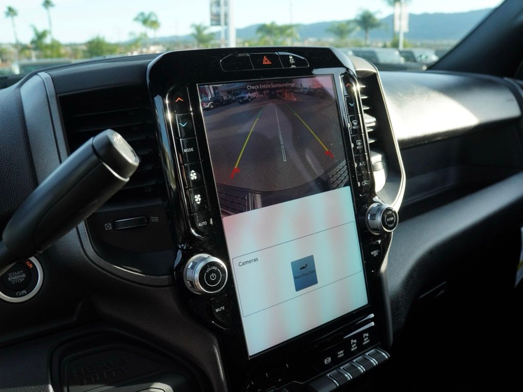 New 2026 Bright White Clear-Coat Exterior Paint RAM Tradesman image 13