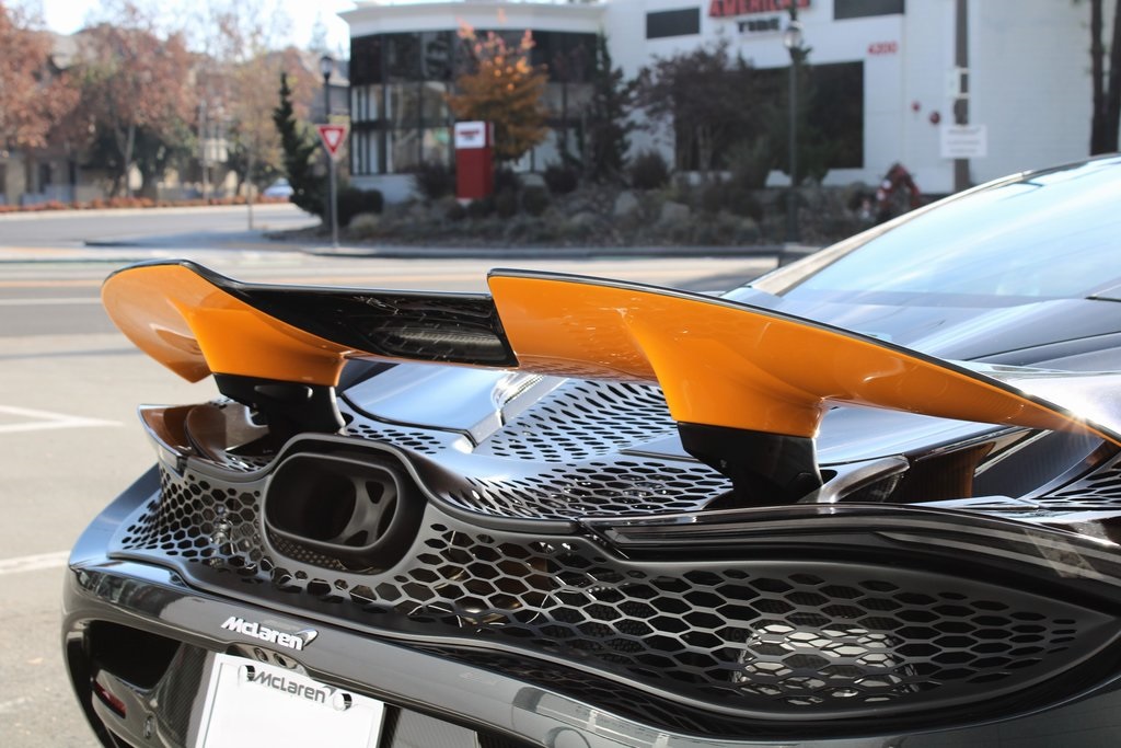 2025 Mclaren 750S Coupe photo 28