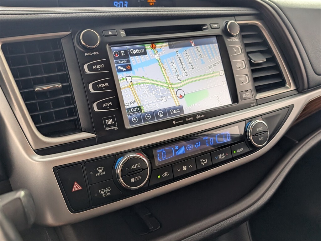 2017 Toyota Highlander Limited Platinum photo 20