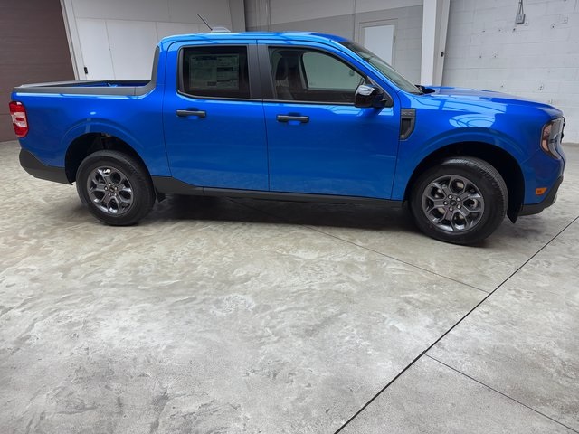 2025 Ford Maverick XLT photo 3