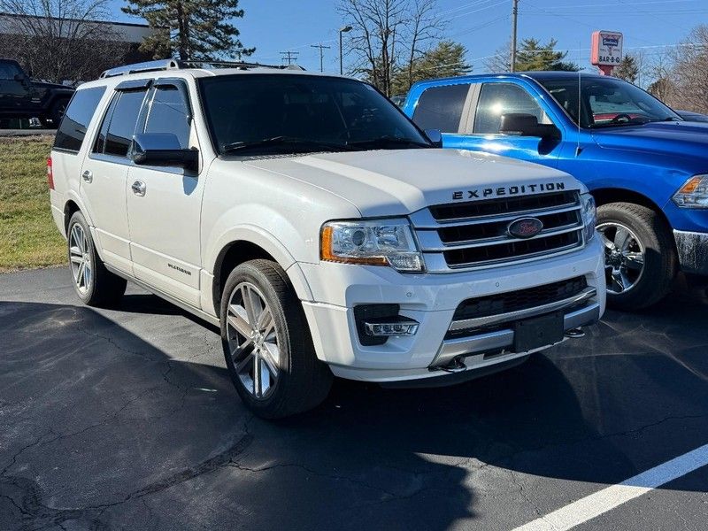 2015 Ford Expedition Platinum's photo