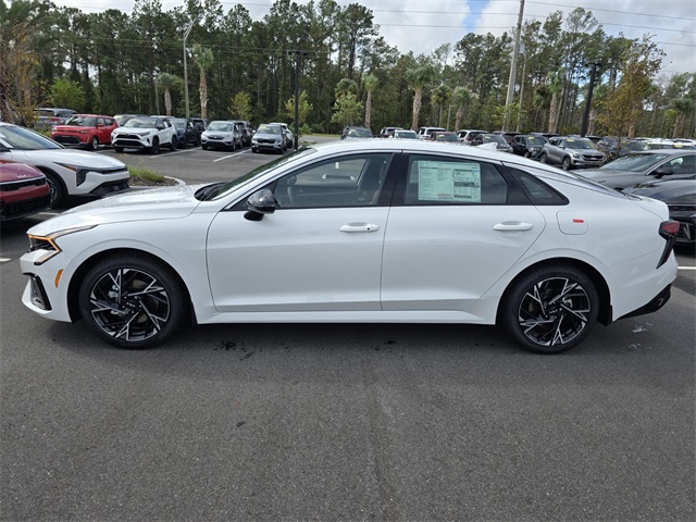 2026 Kia K5 GT-Line photo 3