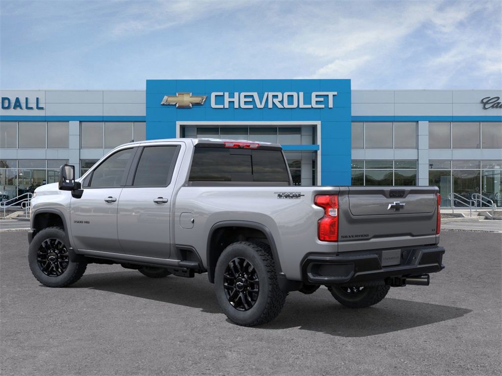2026 Chevrolet Silverado 3500HD LT photo 3