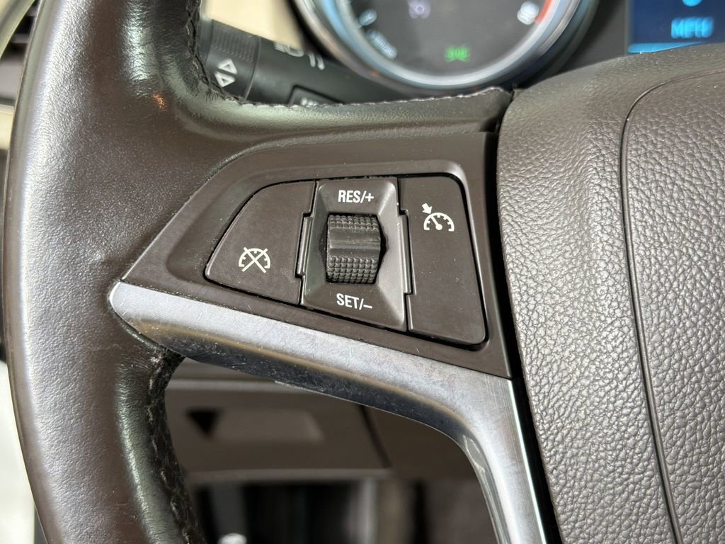 2013 Buick Verano Base photo 20