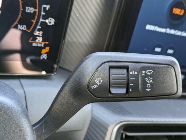 2025 Ford Mustang EcoBoost photo 22