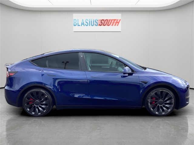 2023 Tesla Model Y Performance photo 2