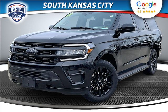 2023 Ford Expedition XLT's photo