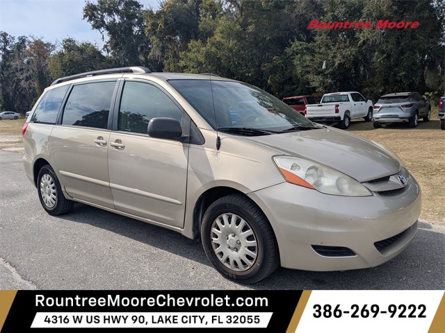 2008 Toyota Sienna LE