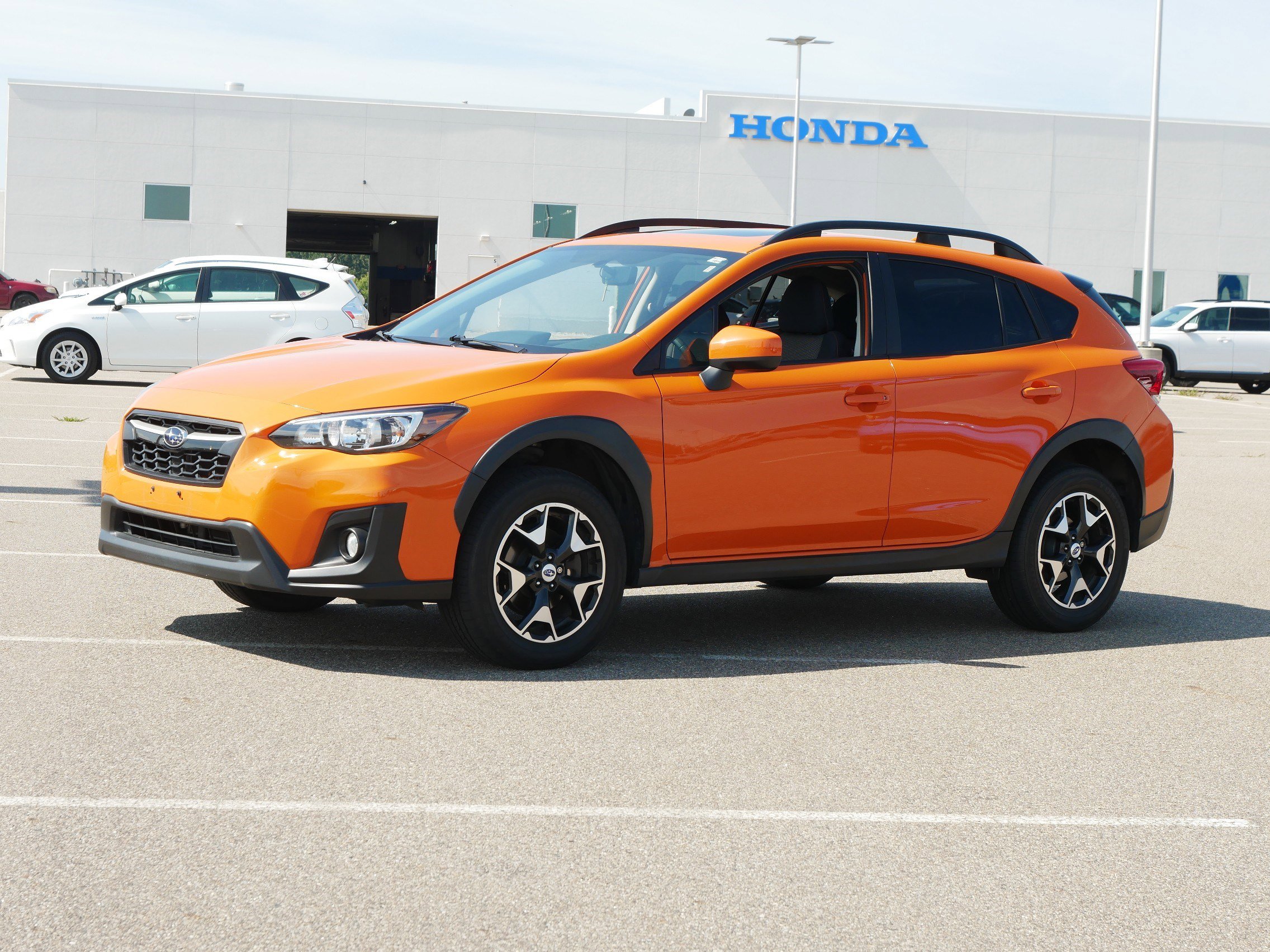 Used 2018 Subaru Crosstrek Premium with VIN JF2GTACC5JH266569 for sale in Waite Park, Minnesota