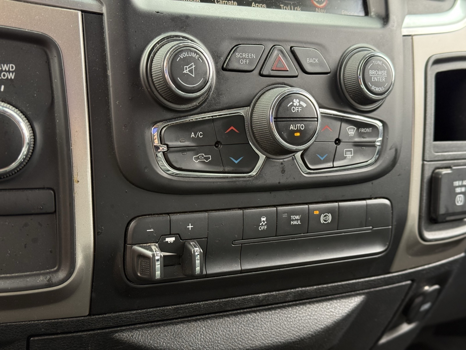 2017 Ram 2500 Big Horn photo 19