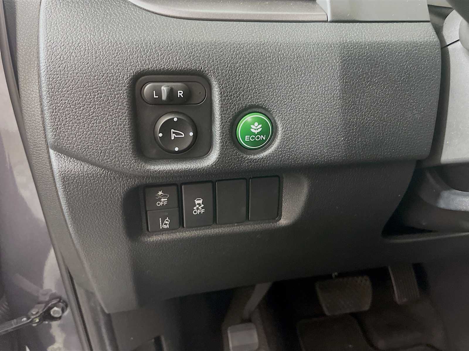 2021 Honda Pilot Special Edition photo 8
