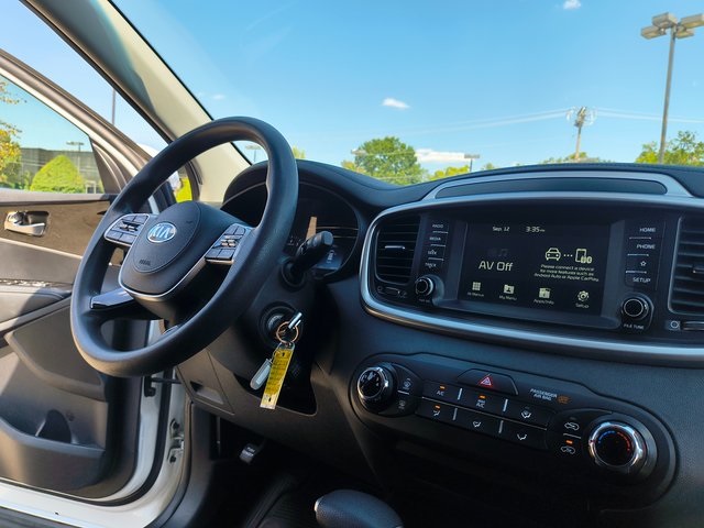 2020 Kia Sorento L photo 25