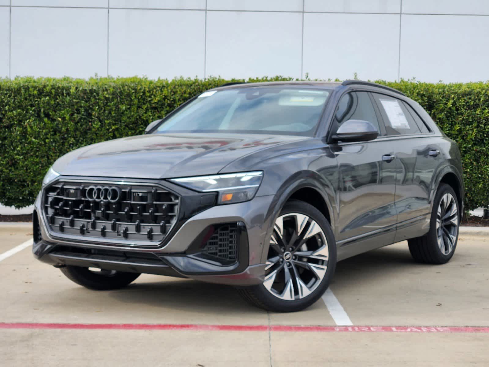2025 Audi Q8 Premium Plus