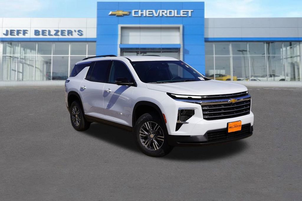 2026 Chevrolet Traverse LT's photo
