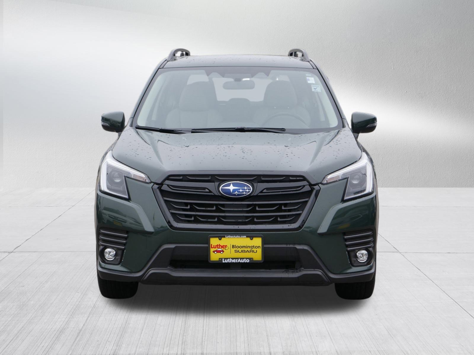2024 Subaru Forester Limited photo 2