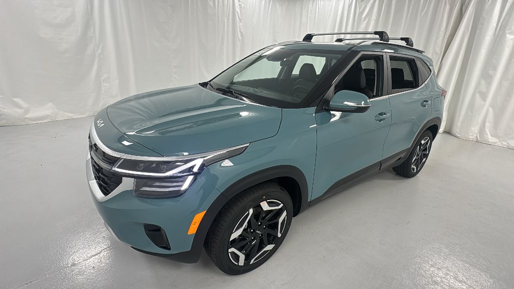 2026 Kia Seltos SX photo 7