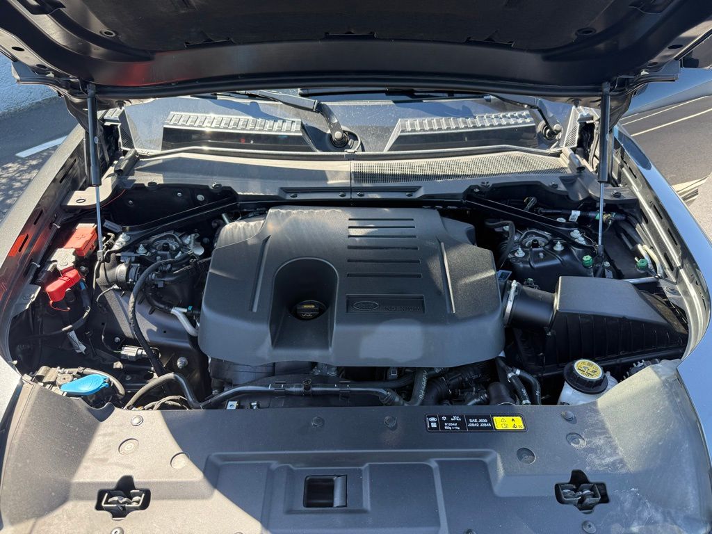 2024 Land Rover Defender 110 X-Dynamic SE photo 53
