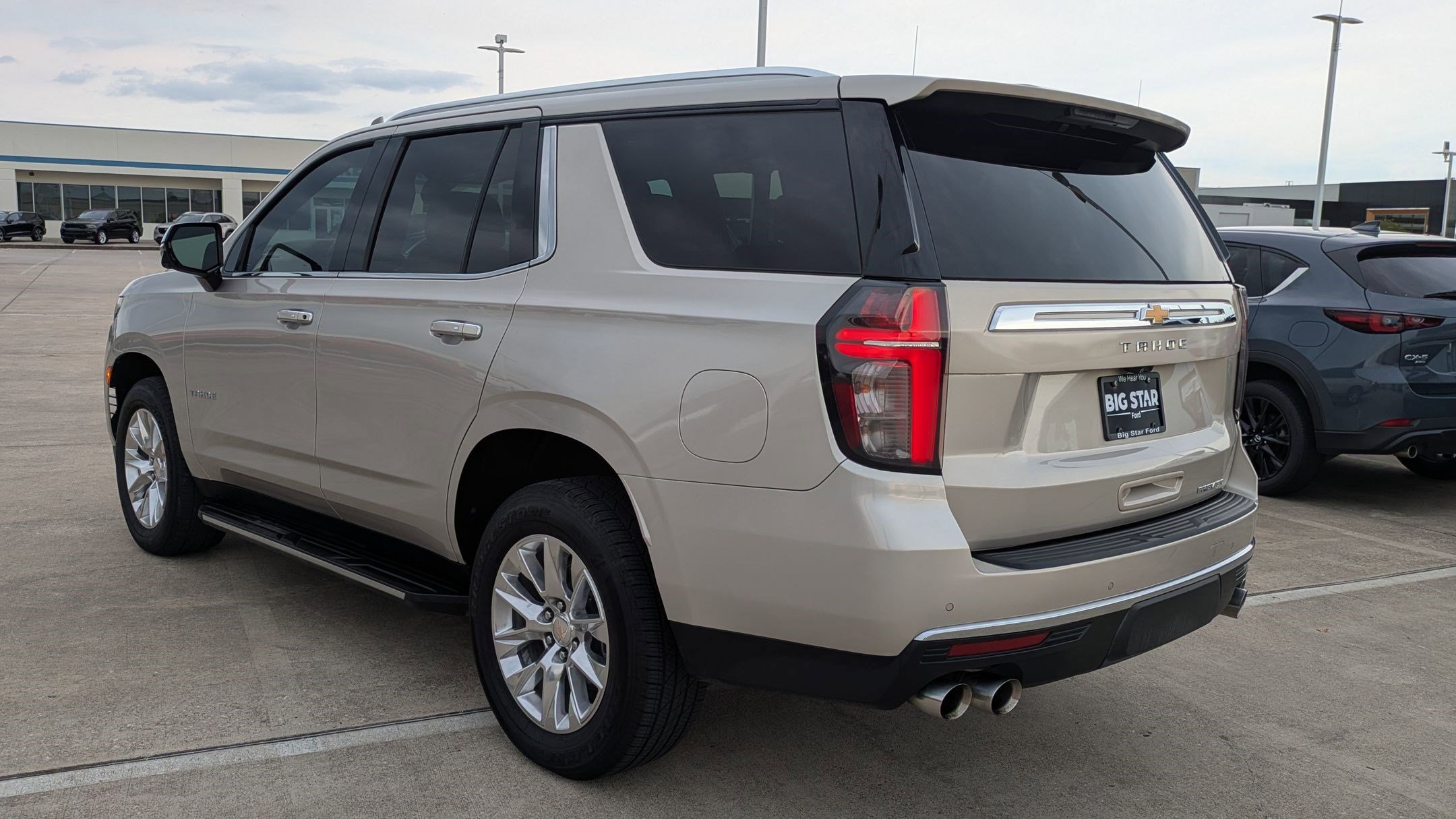 2021 Chevrolet Tahoe Premier photo 5