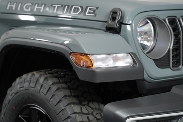 2025 Jeep Gladiator Sport photo 42