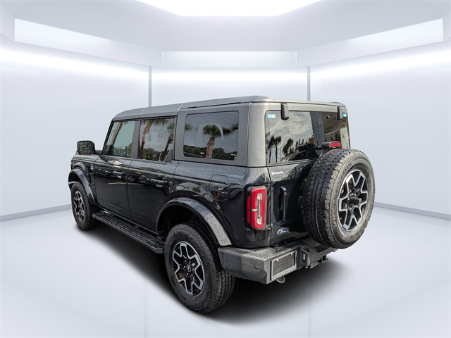 2024 Ford Bronco Outer Banks photo 4