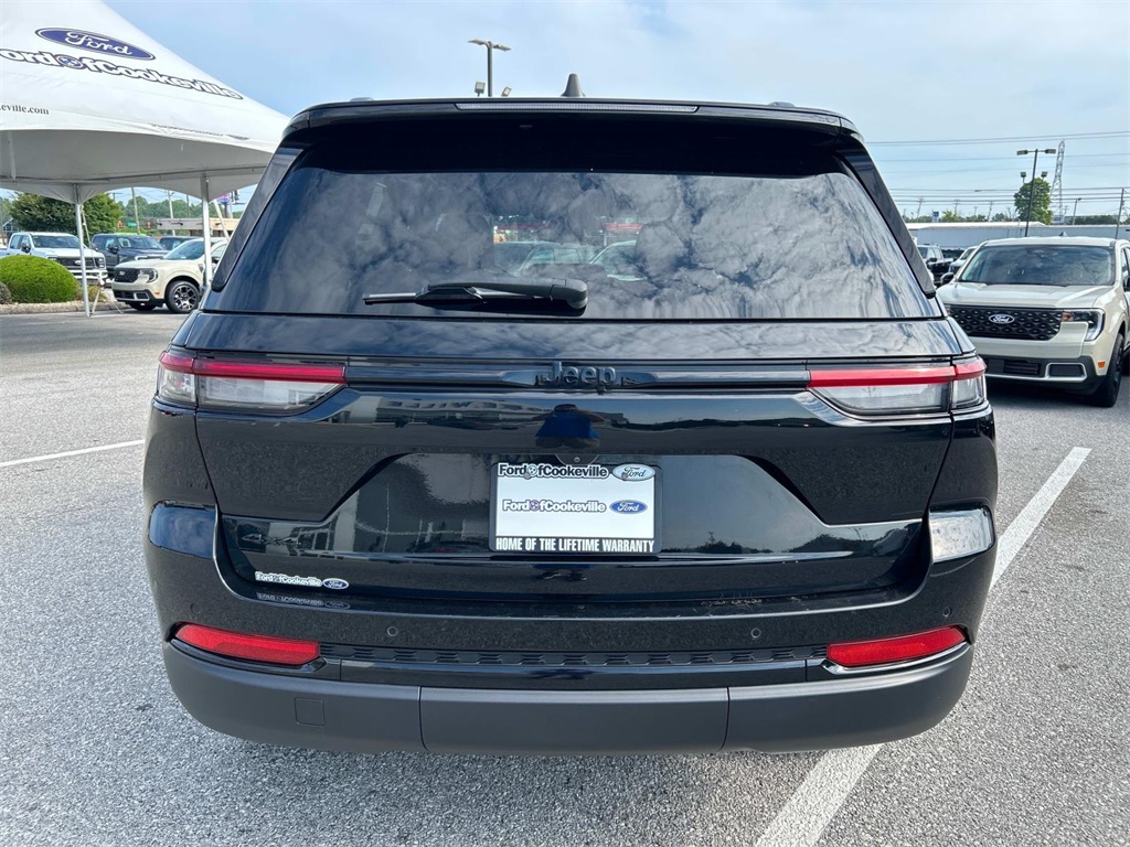 2023 Jeep Grand Cherokee Altitude X photo 3