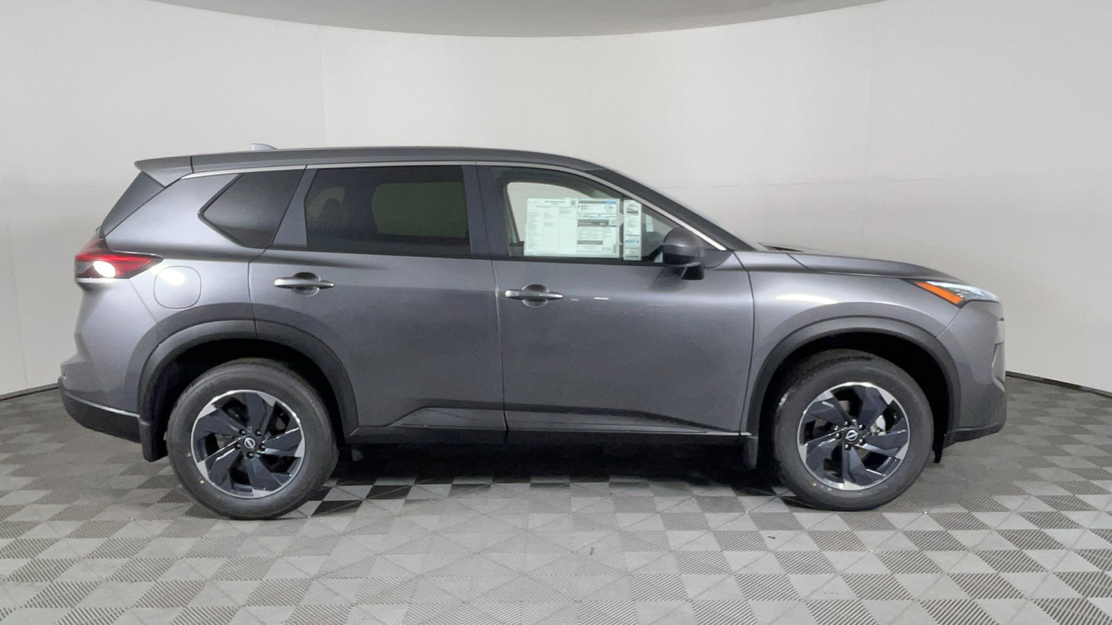 2025 Nissan Rogue SV photo 3