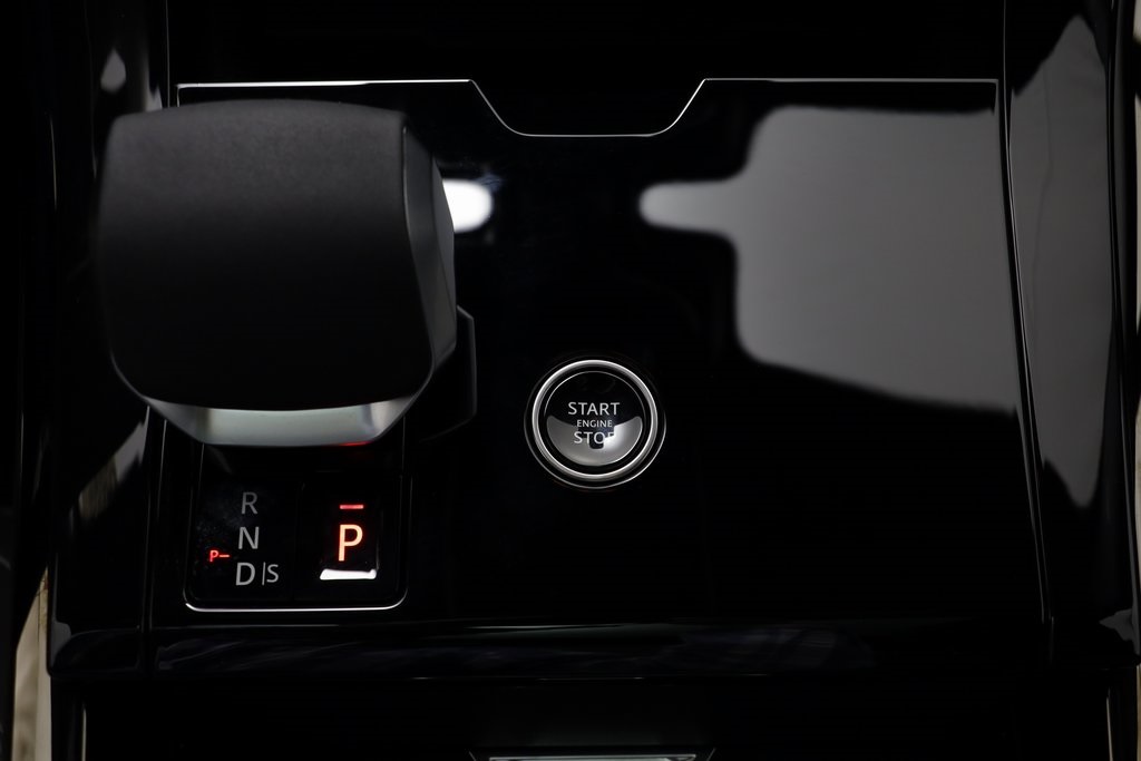 2025 Land Rover Range Rover Sport SE photo 11