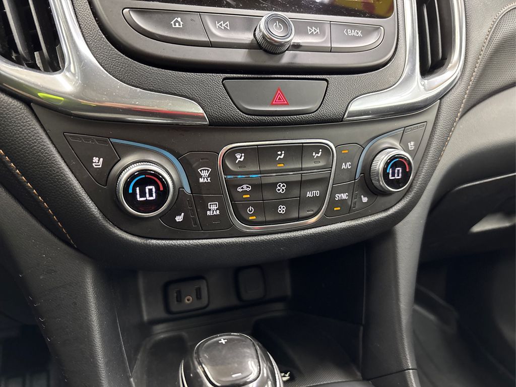 2018 Chevrolet Equinox Premier photo 26