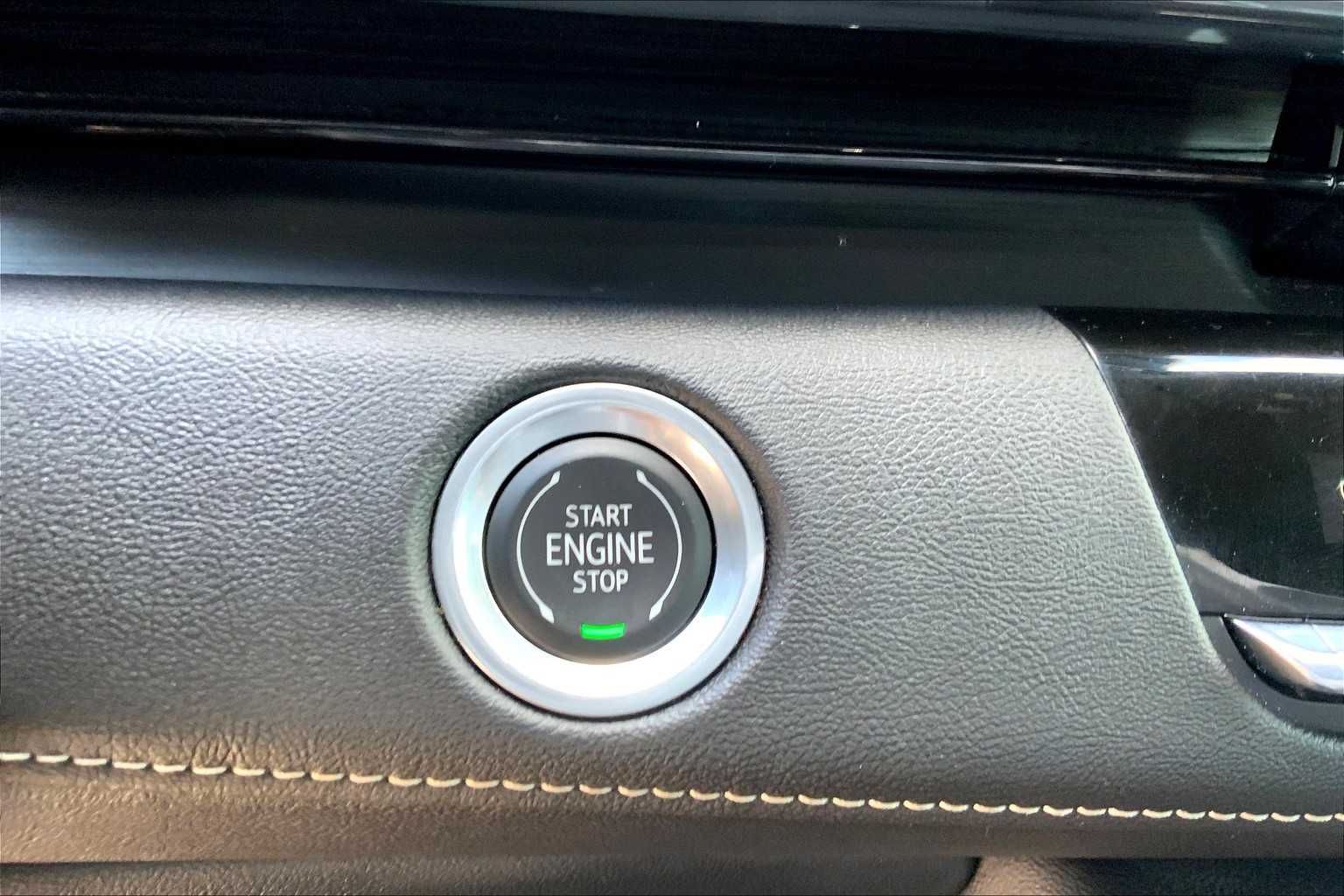 2023 Cadillac Escalade Sport photo 32