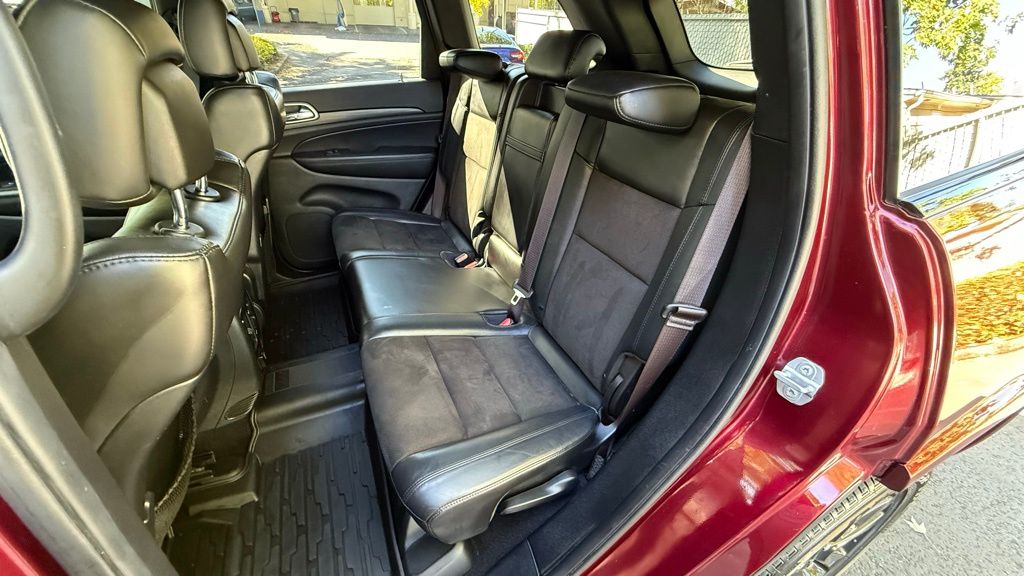 2020 Jeep Grand Cherokee Altitude photo 16