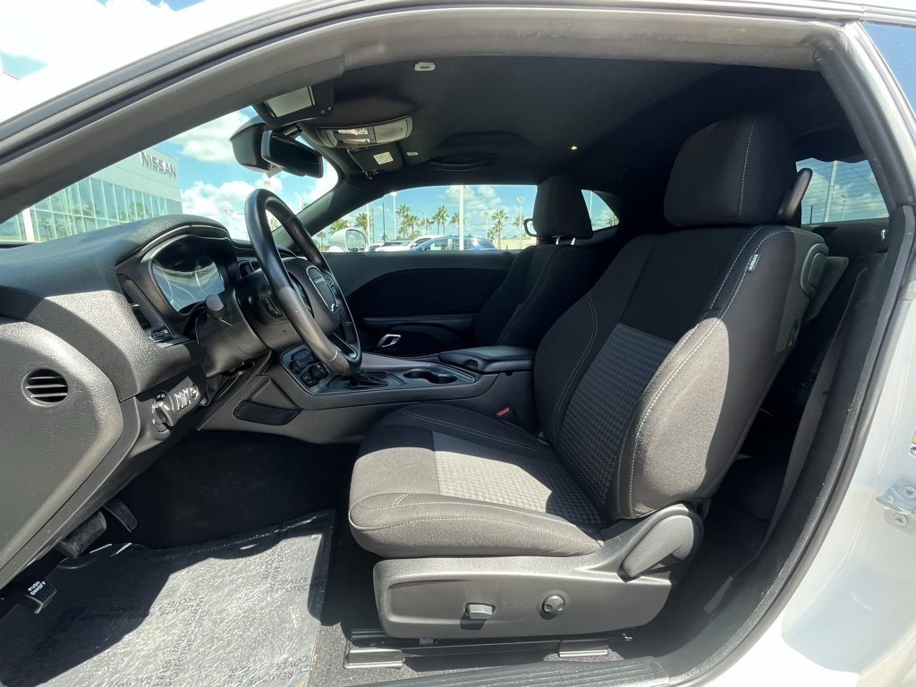 2023 Dodge Challenger SXT photo 13