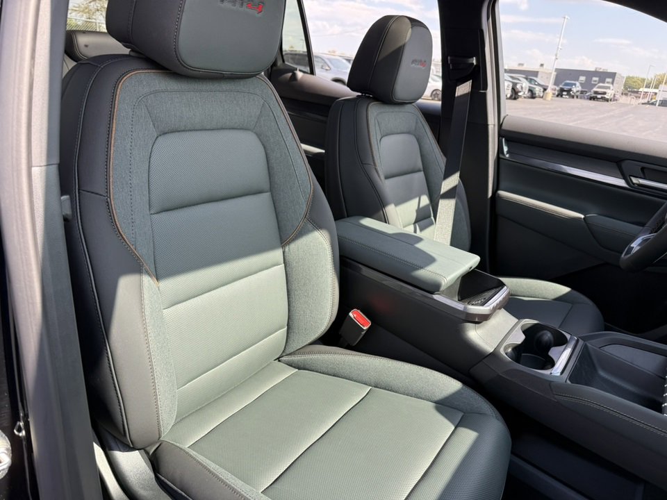 2026 GMC TERRAIN - Image 37