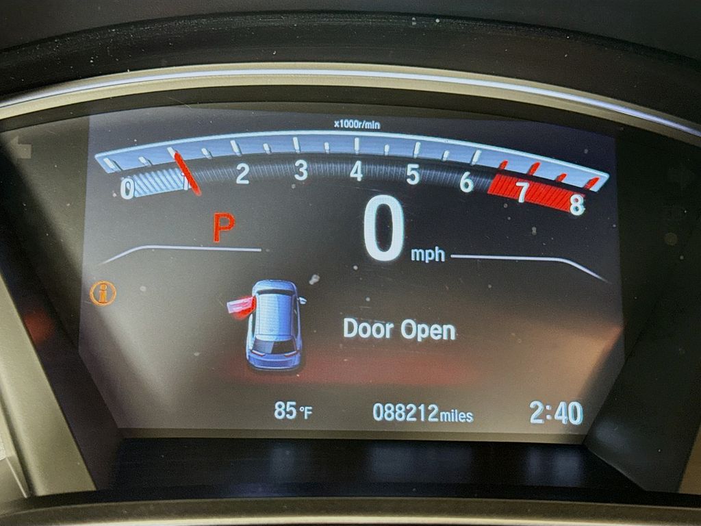 2020 Honda CR-V Touring photo 12