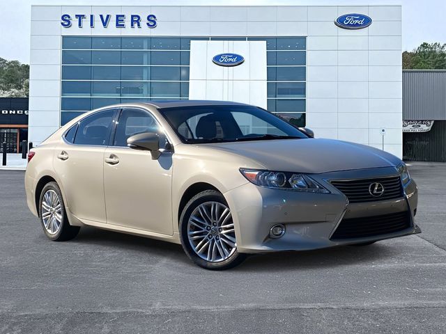 2014 Lexus ES Base's photo