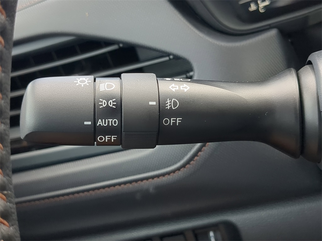 2025 Subaru Forester Touring photo 23