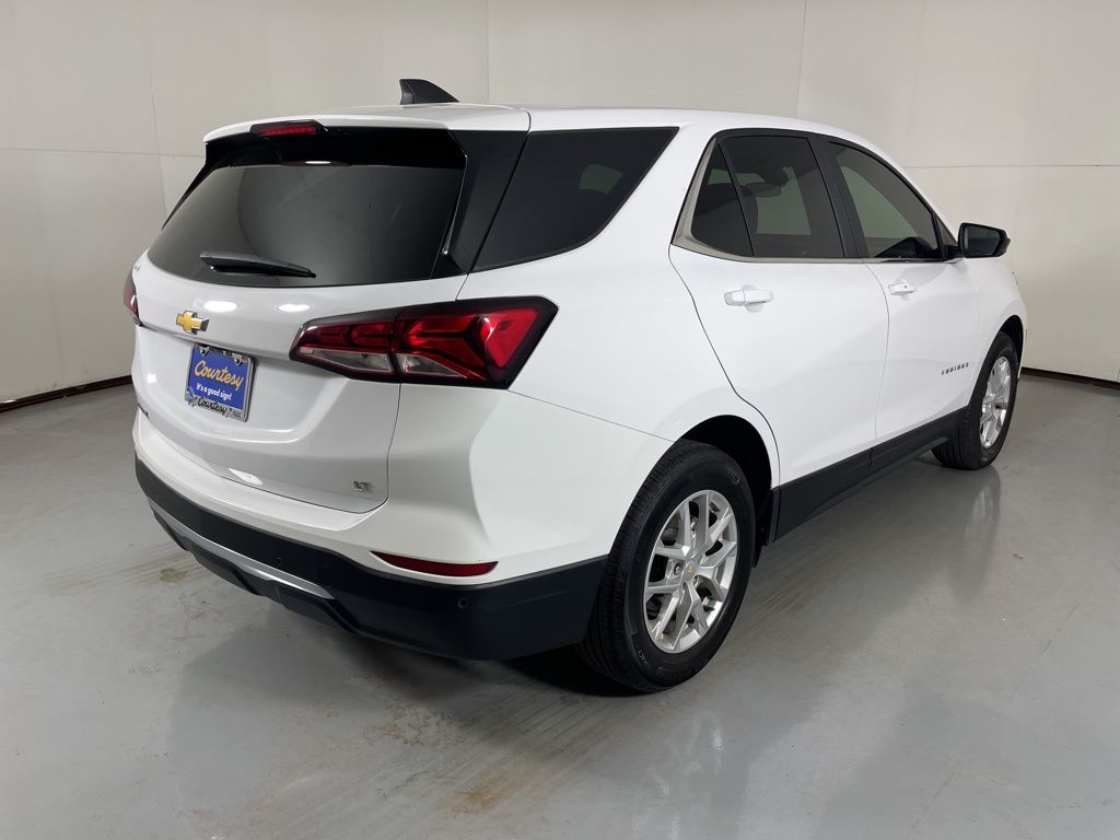 2024 Chevrolet Equinox LT photo 9